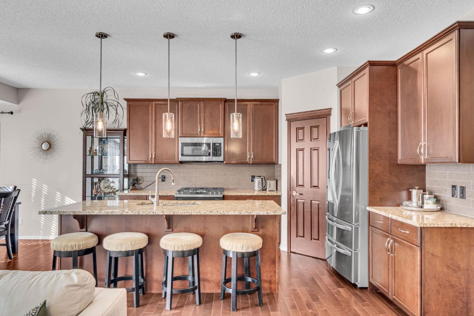112 Walden Terrace SE