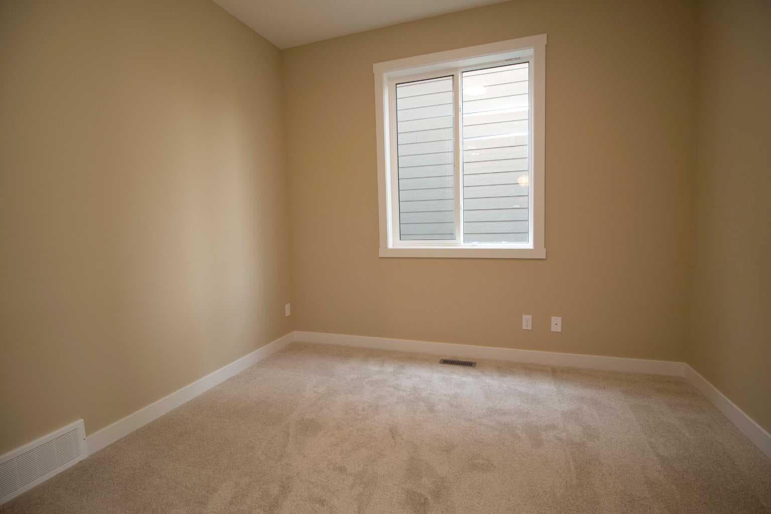 127 Sundown Crescent 