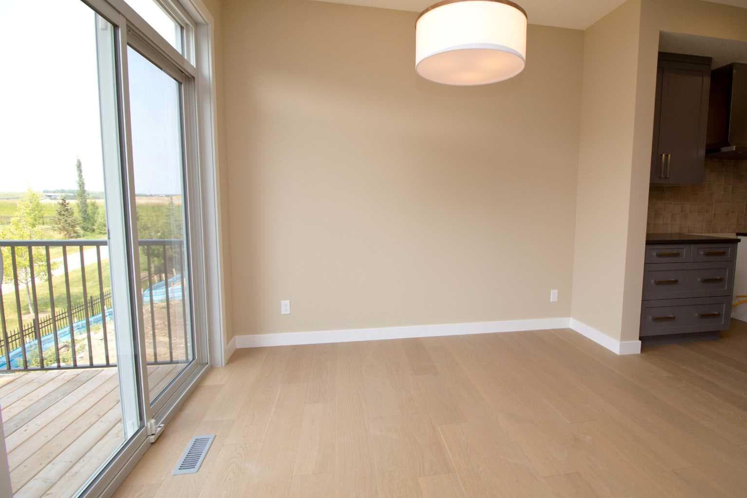 127 Sundown Crescent 
