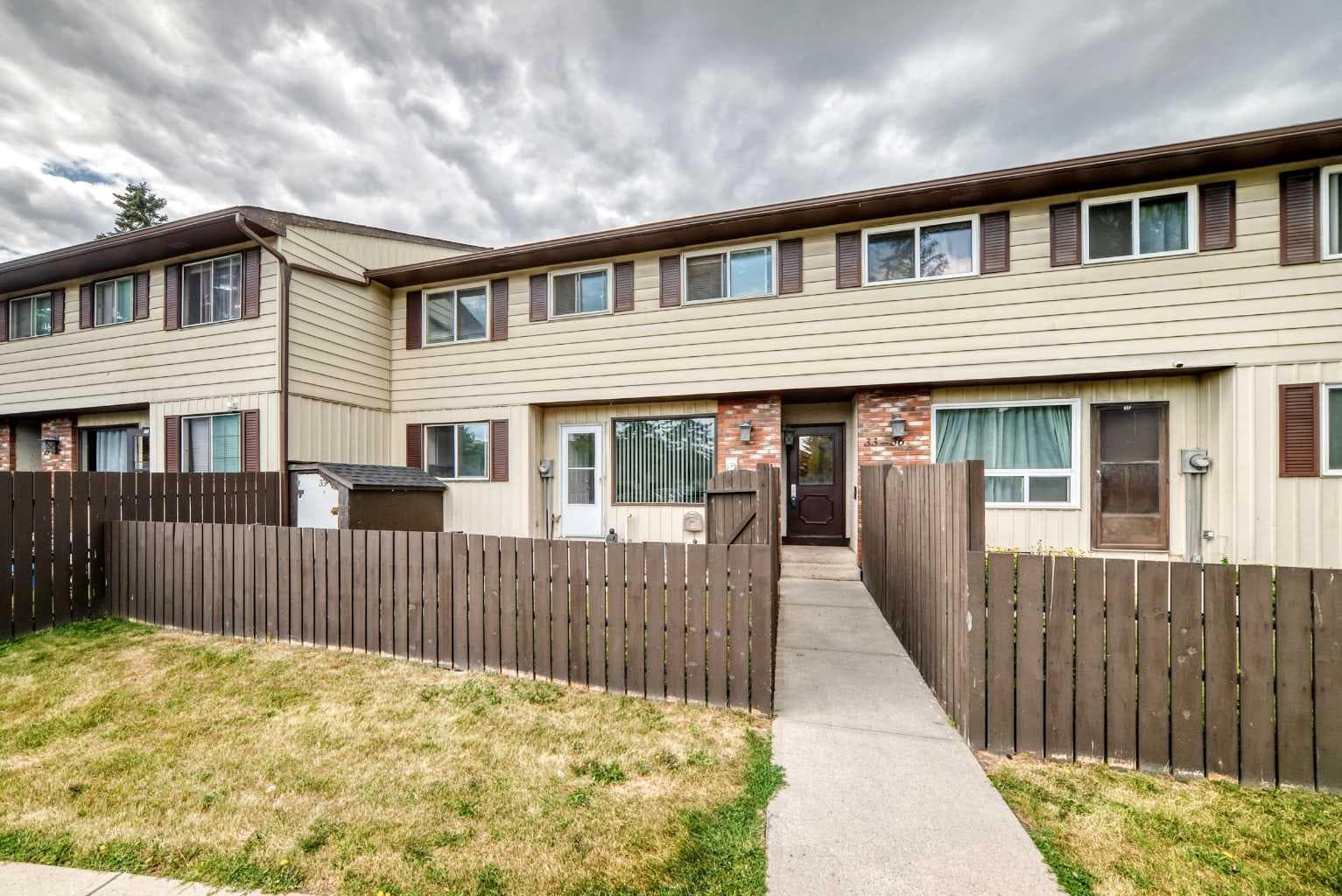 33, 175 Manora Place 