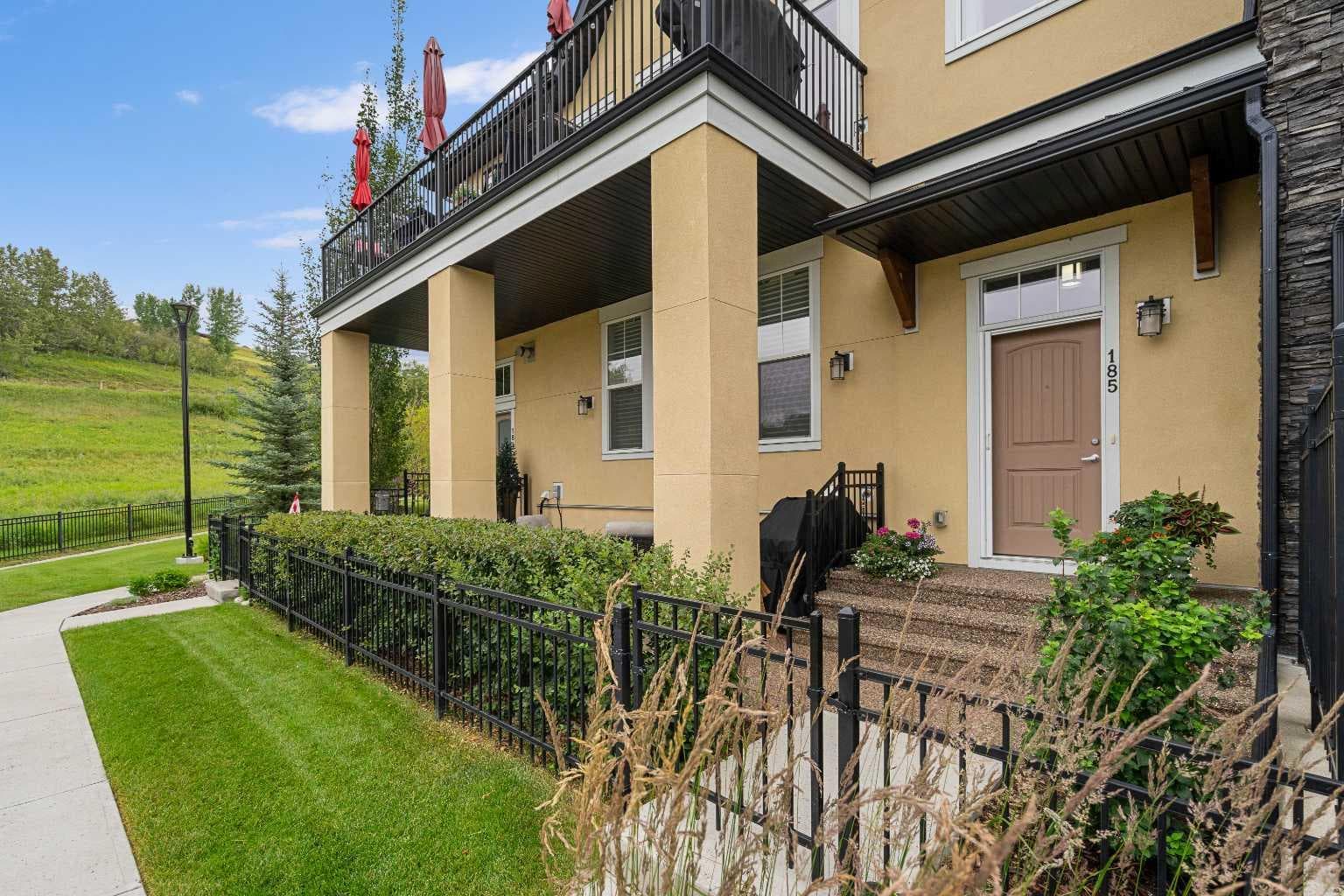 185 Cranbrook Villas SE