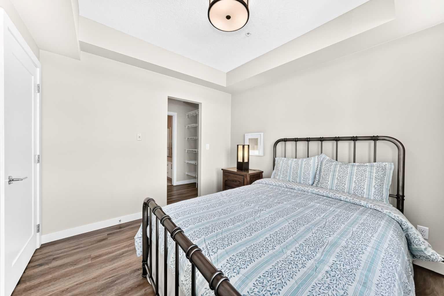 120, 10 Walgrove Walk SE