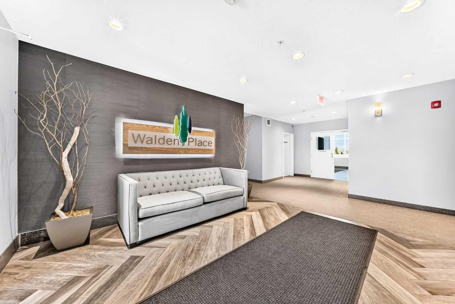 120, 10 Walgrove Walk SE