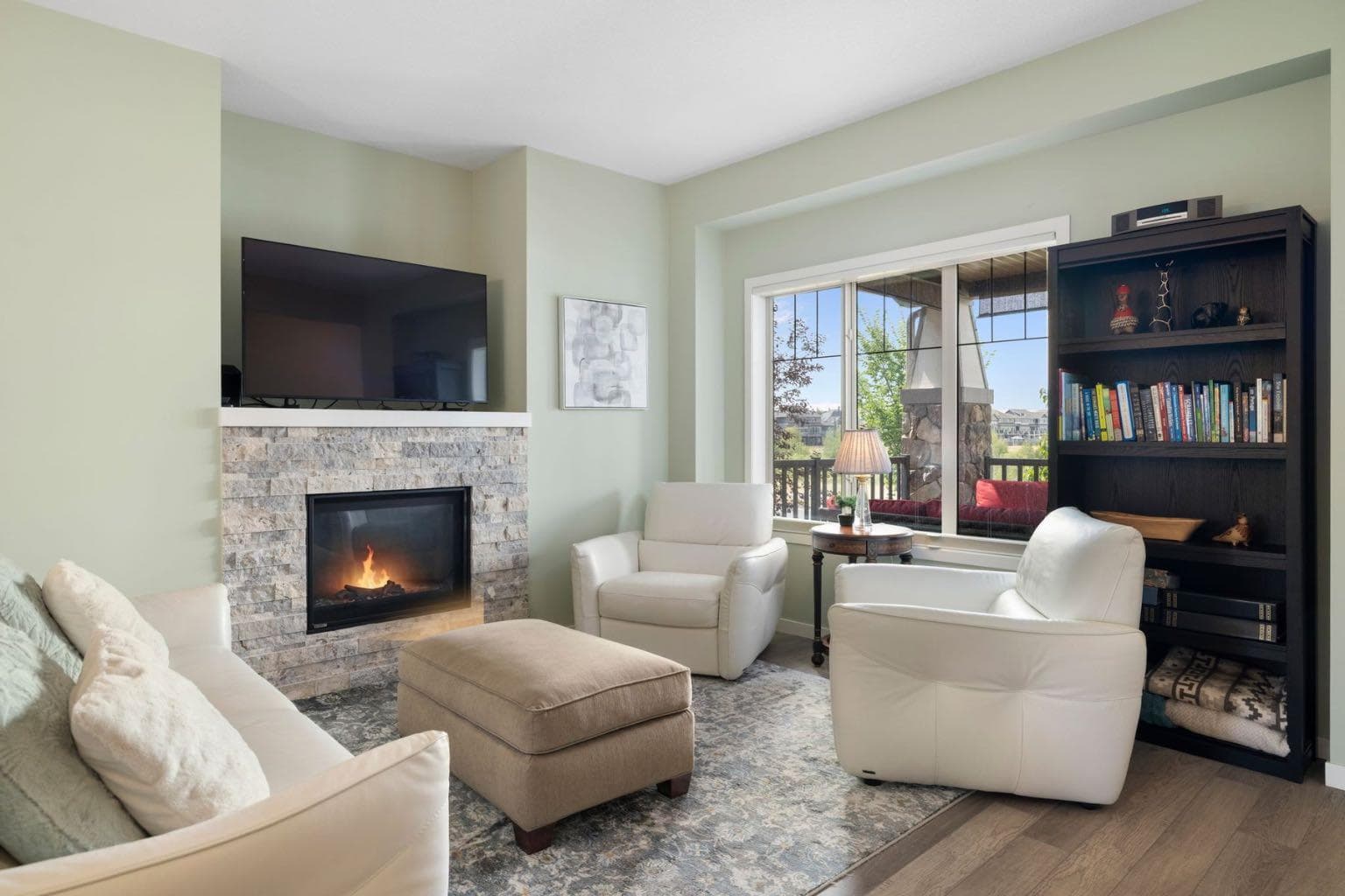 719 Mahogany Boulevard SE