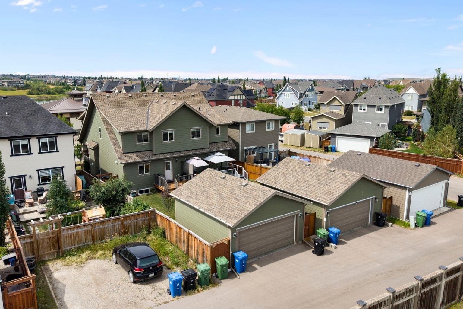 719 Mahogany Boulevard SE
