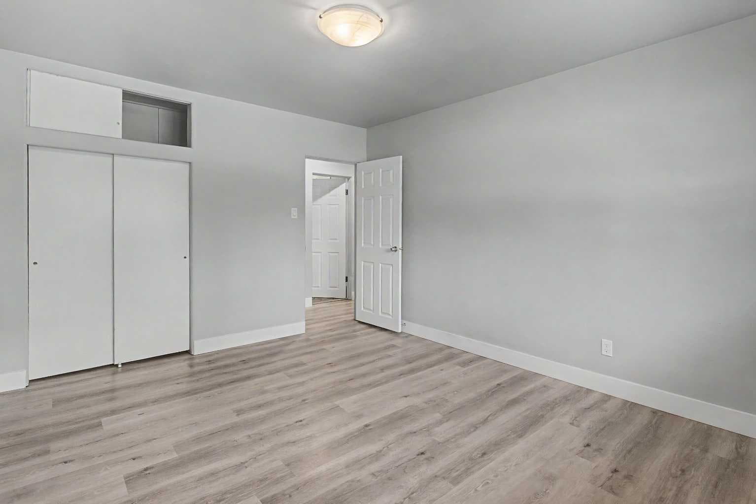 18 Collingwood Place NW