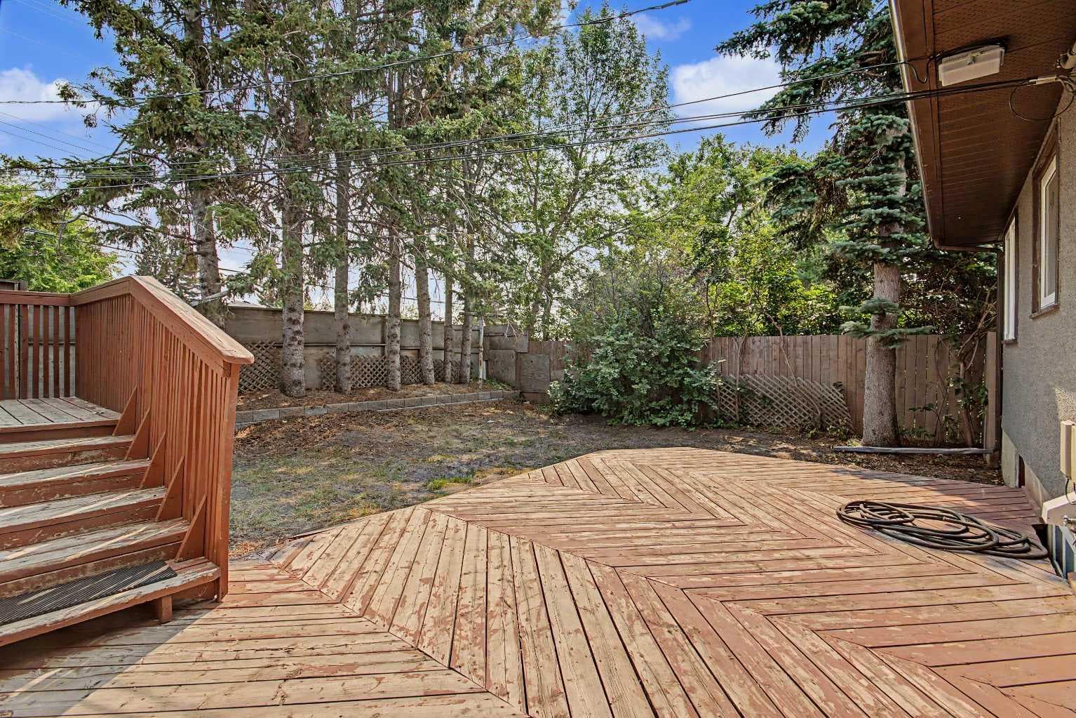 18 Collingwood Place NW