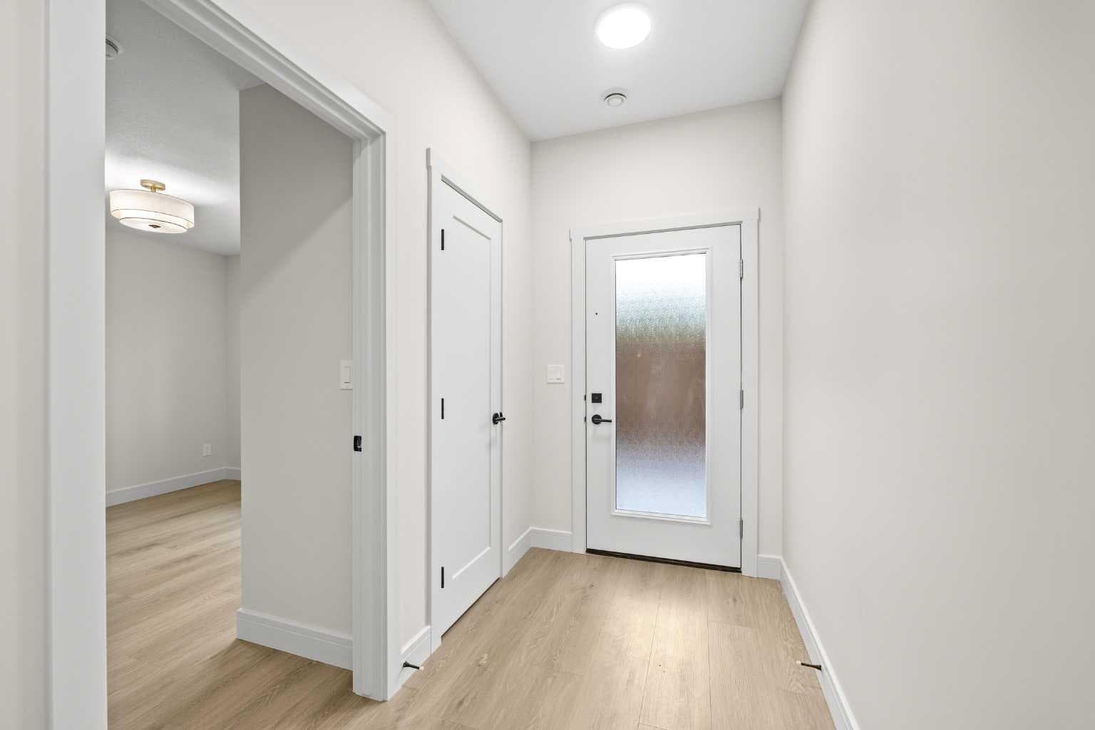 302, 67 Panatella Square NW