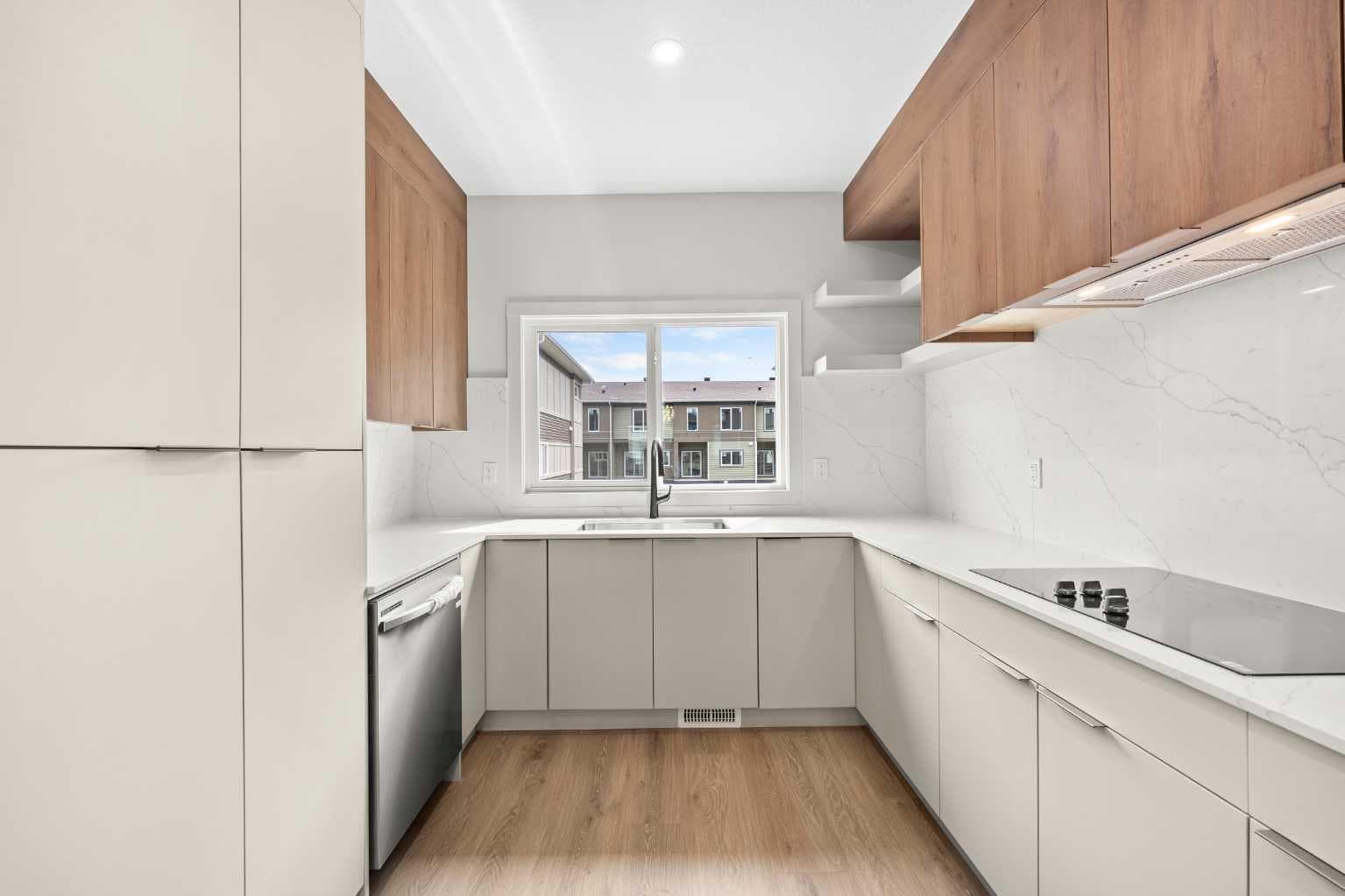 302, 67 Panatella Square NW