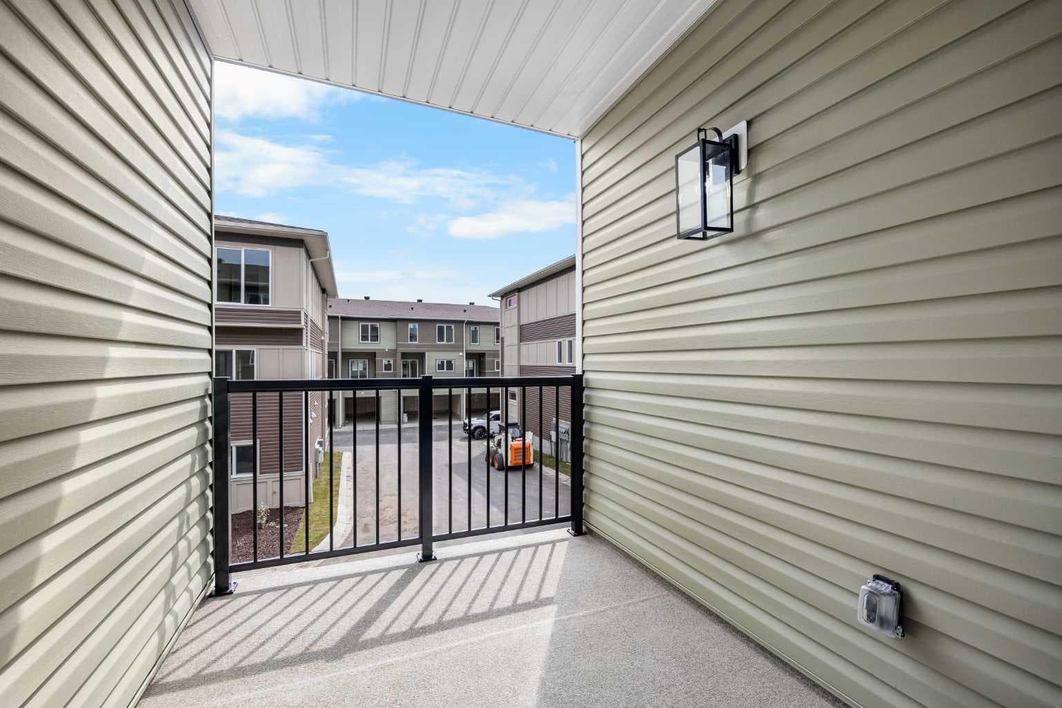 302, 67 Panatella Square NW
