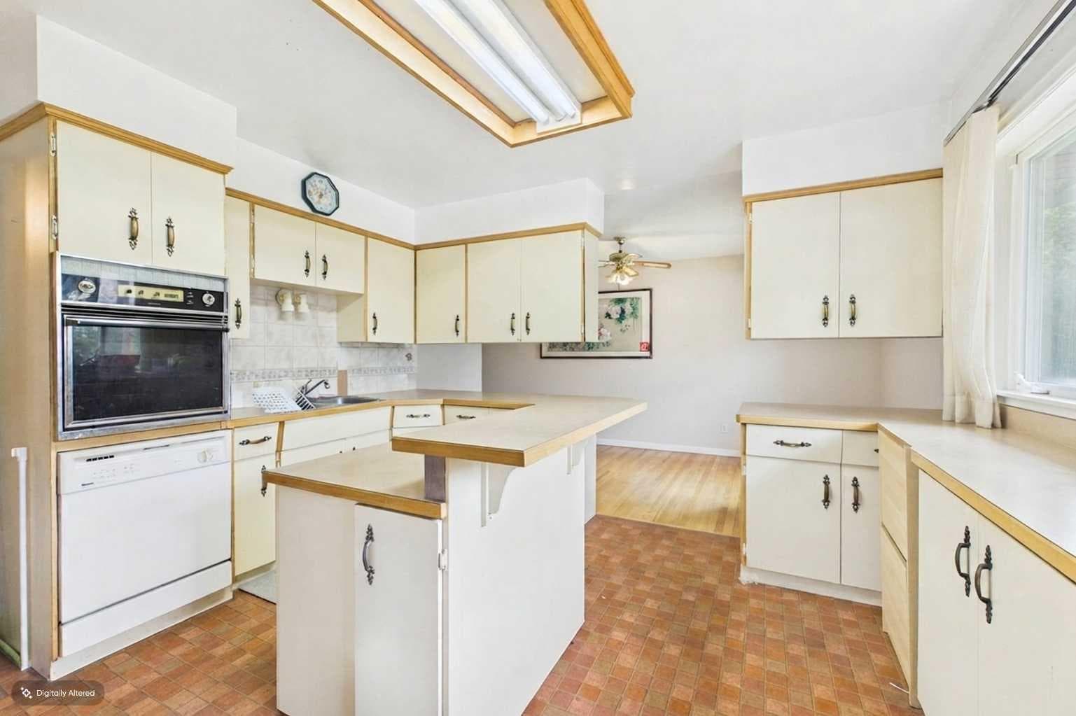 5 Chisholm Crescent NW