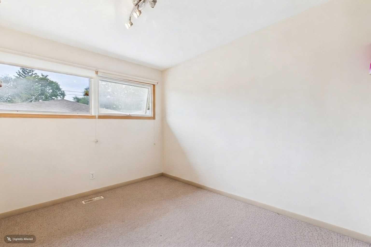 5 Chisholm Crescent NW