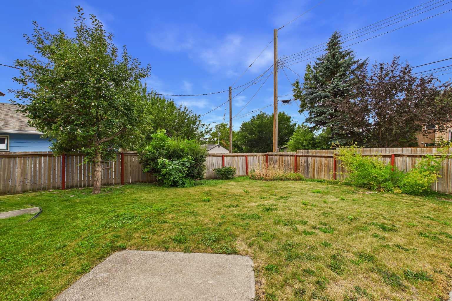 5 Chisholm Crescent NW