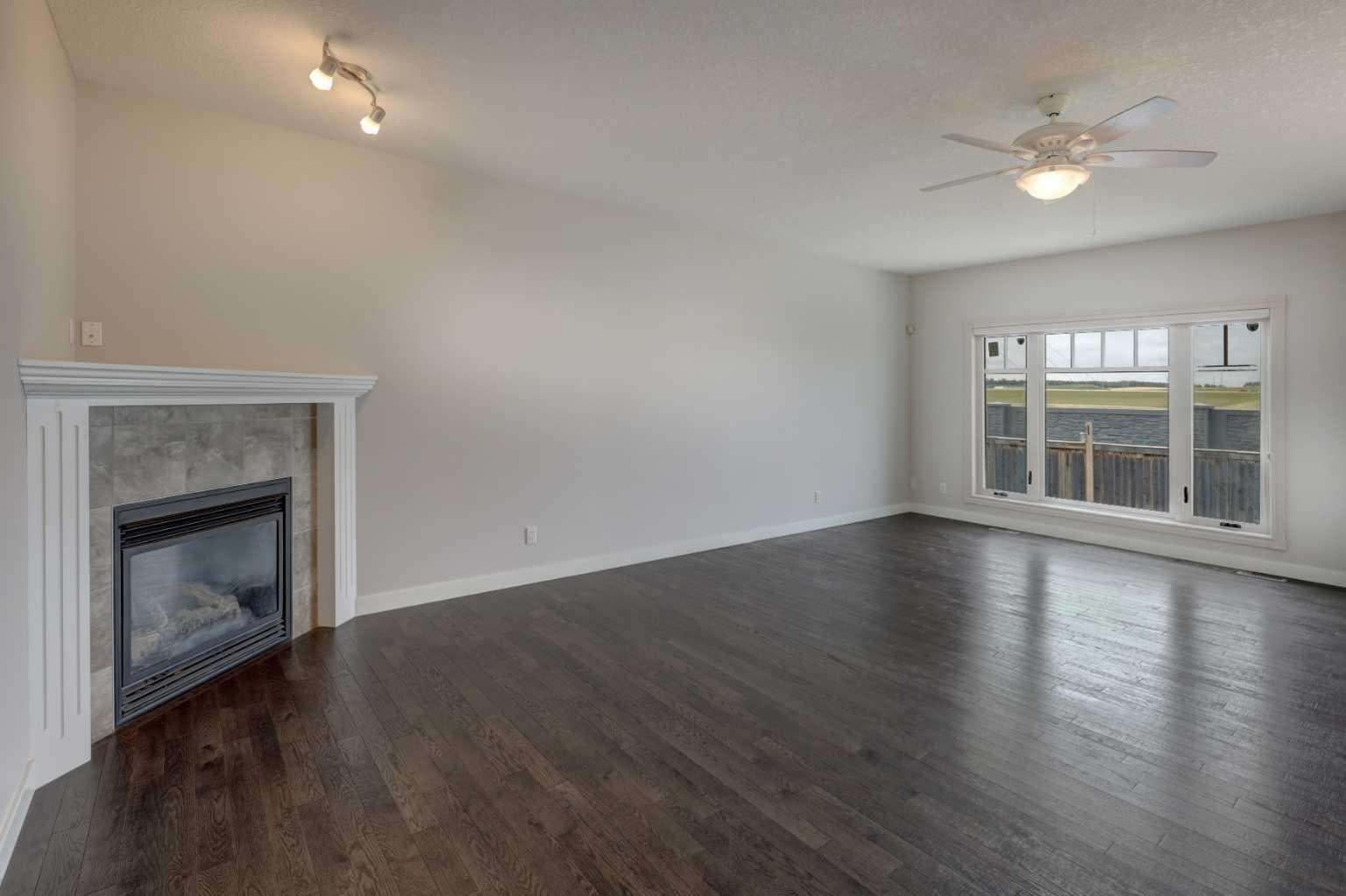 103 Bridle Estates Mews SW