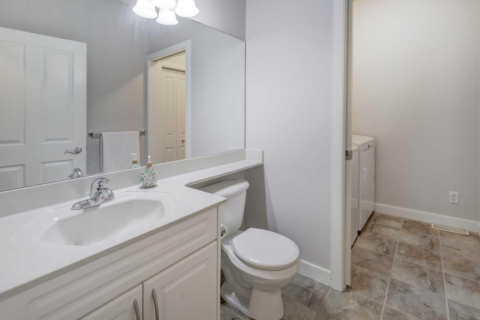103 Bridle Estates Mews SW