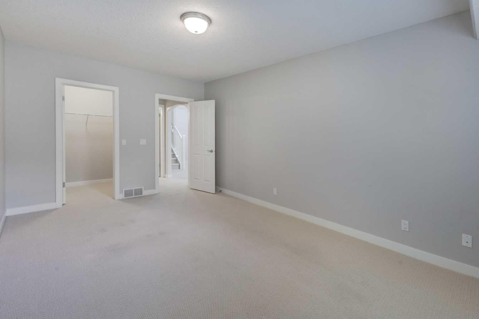 103 Bridle Estates Mews SW