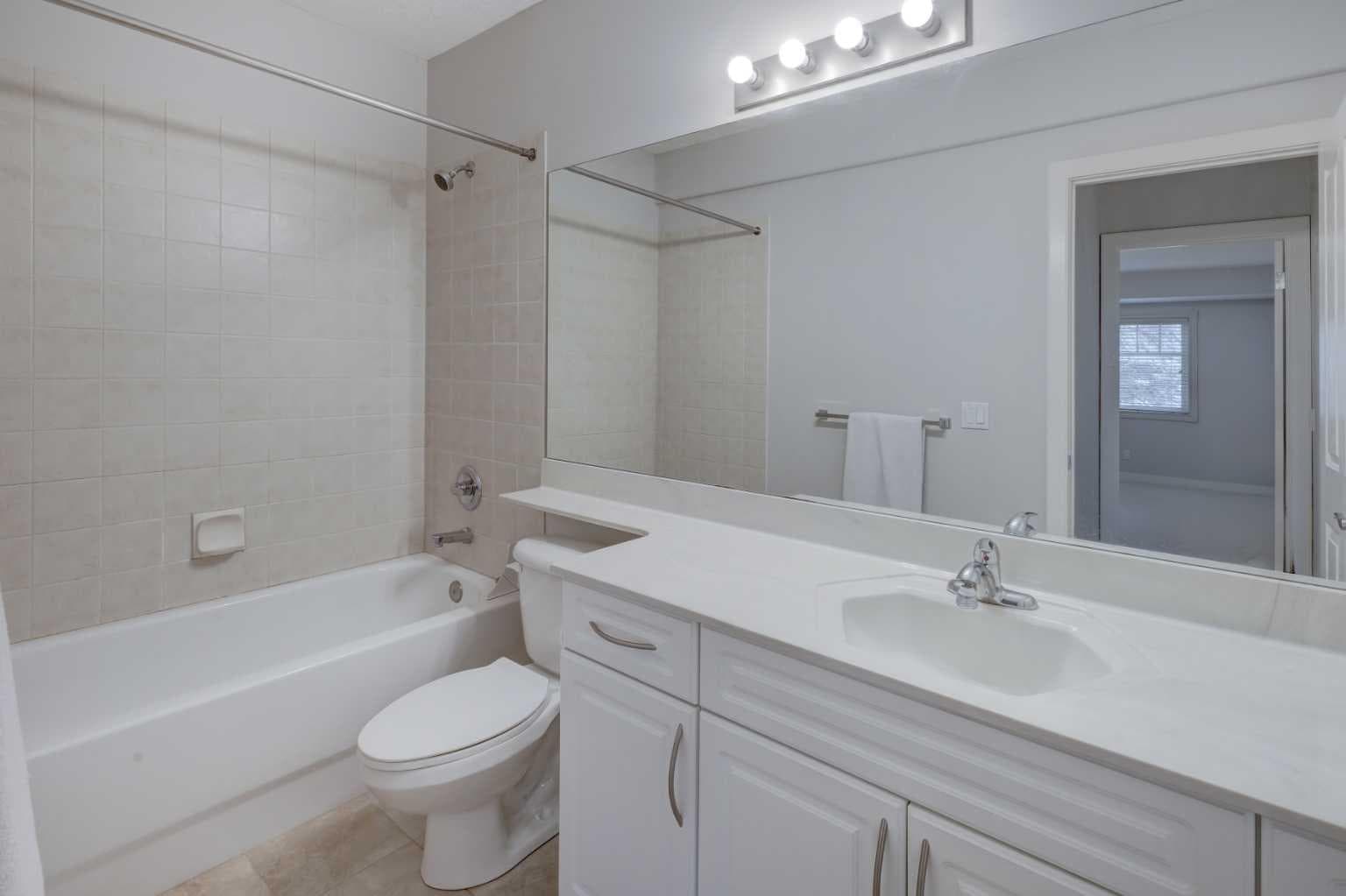 103 Bridle Estates Mews SW