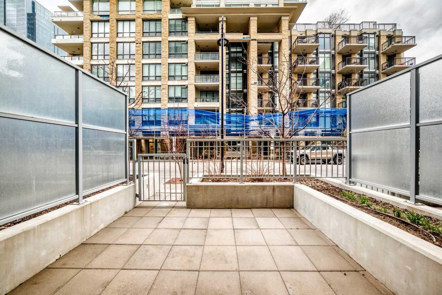 104, 108 Waterfront Court SW