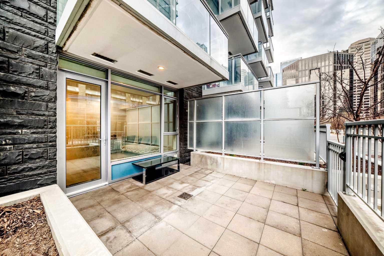 104, 108 Waterfront Court SW