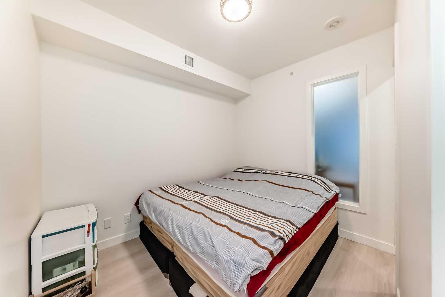 104, 108 Waterfront Court SW