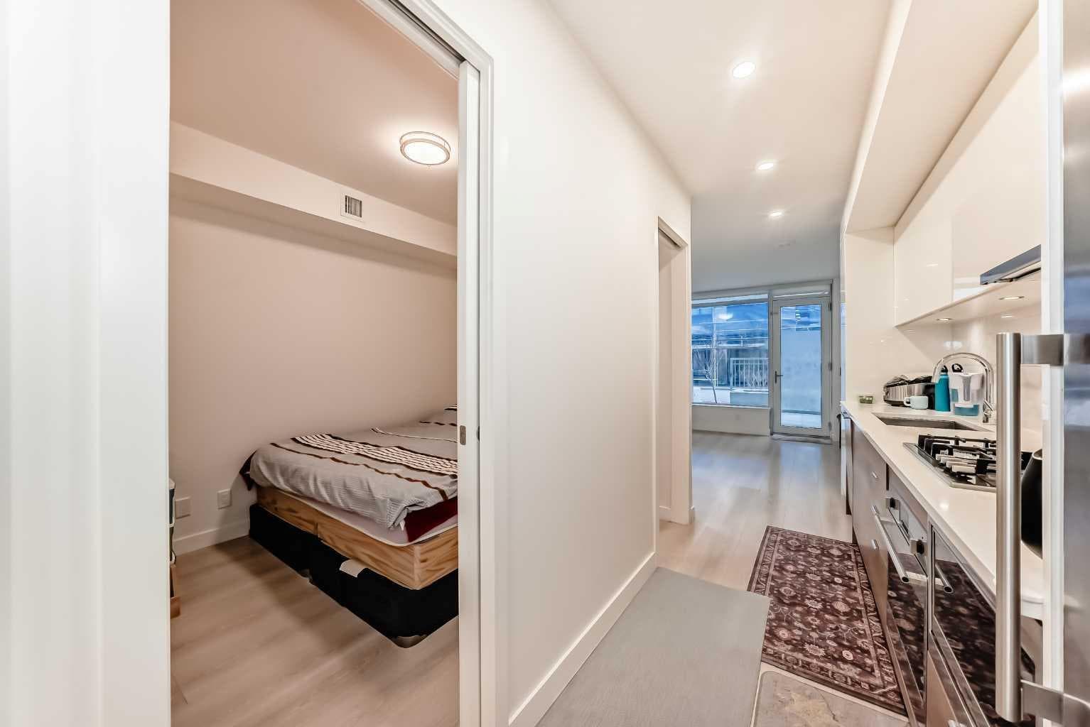 104, 108 Waterfront Court SW