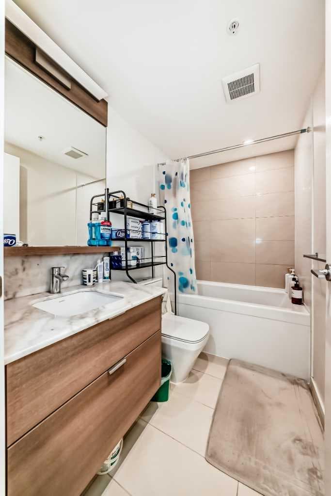 104, 108 Waterfront Court SW
