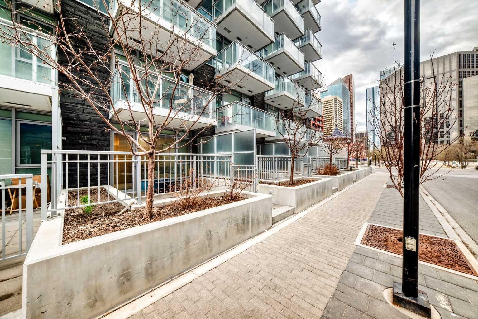 104, 108 Waterfront Court SW