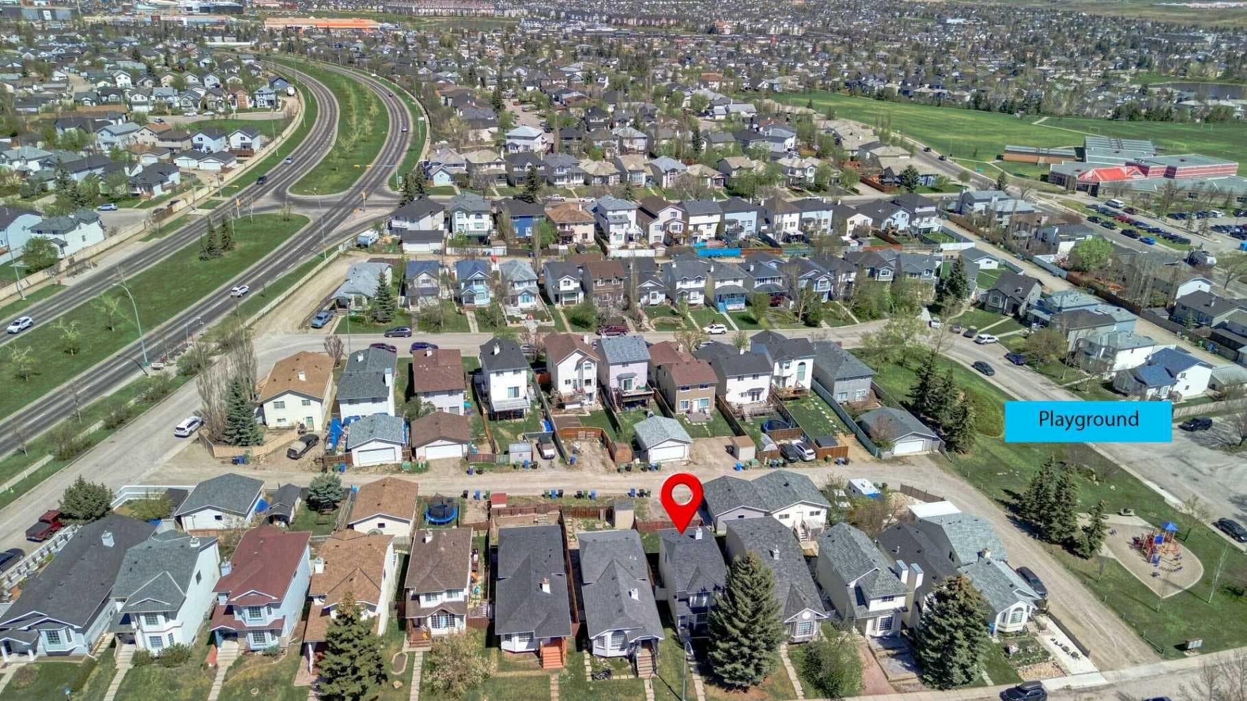 157 Harvest Gold Heights NE