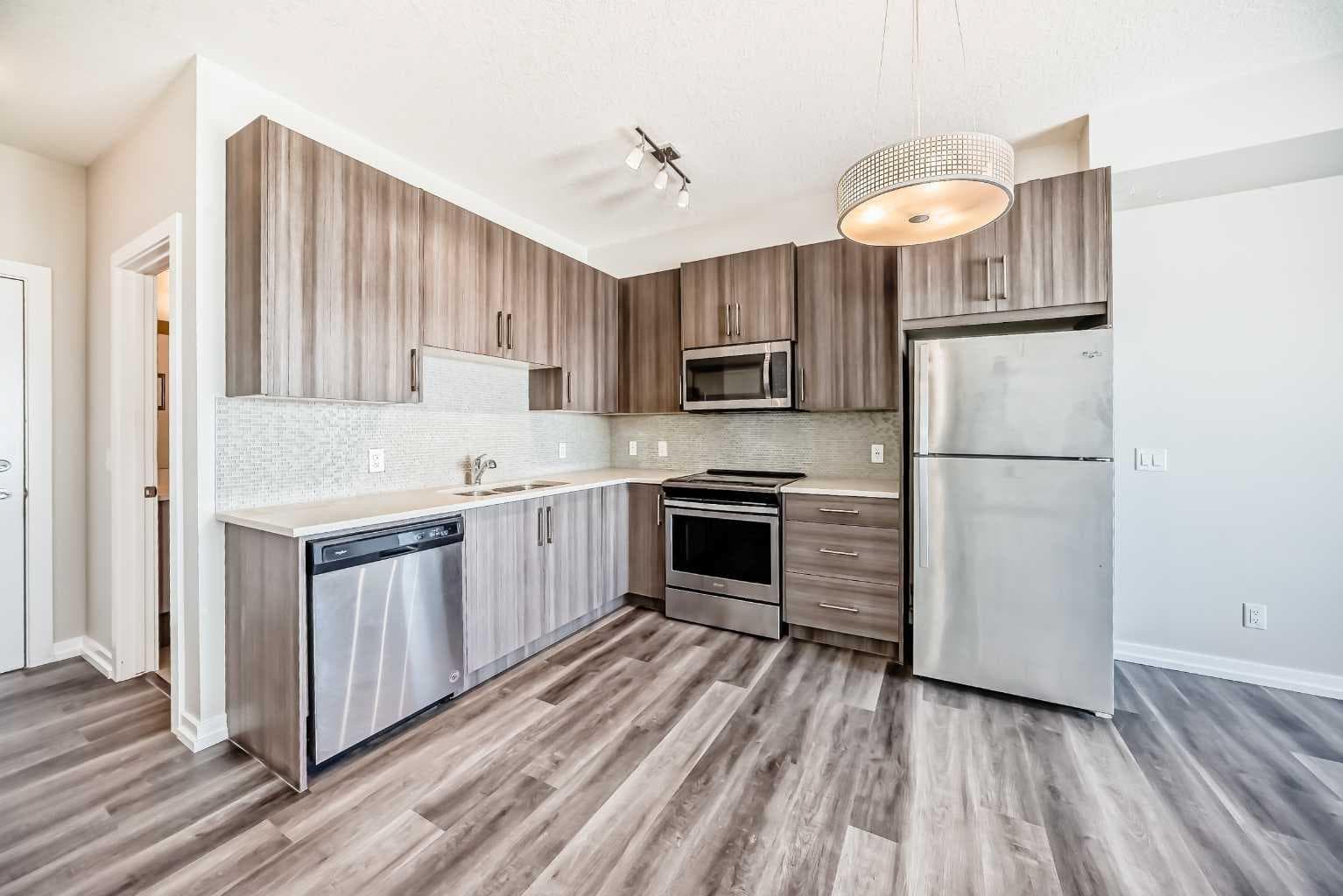 319, 24 Sage Hill Terrace NW