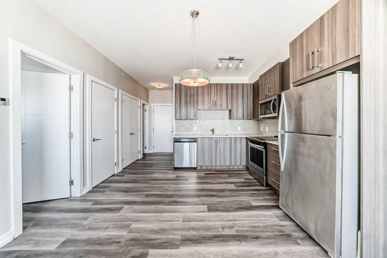319, 24 Sage Hill Terrace NW