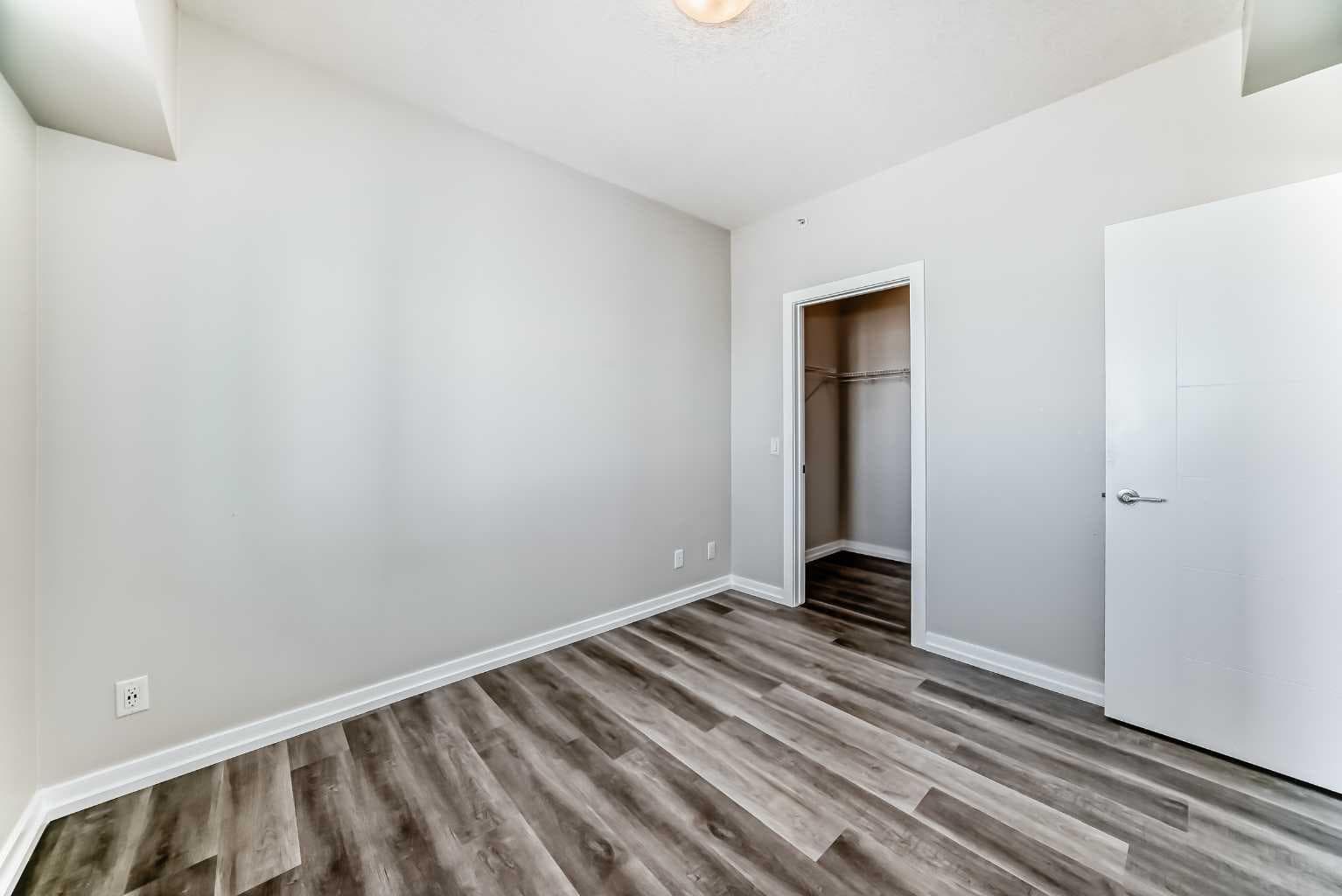 319, 24 Sage Hill Terrace NW