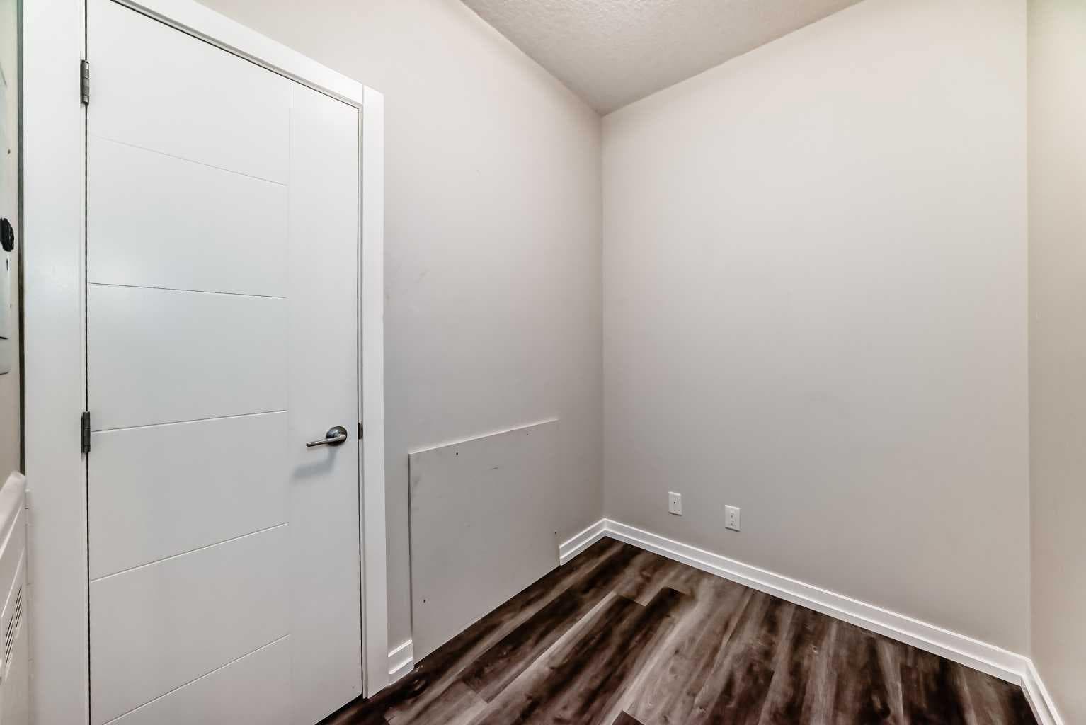 319, 24 Sage Hill Terrace NW