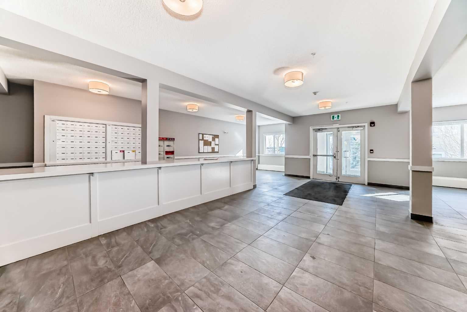 319, 24 Sage Hill Terrace NW