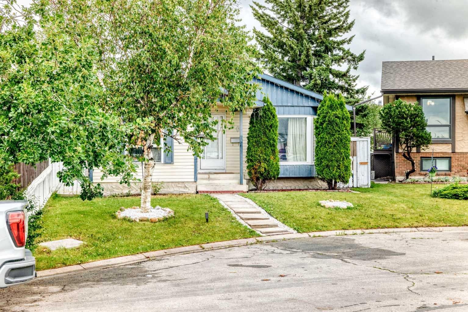 60 Falmere Court NE