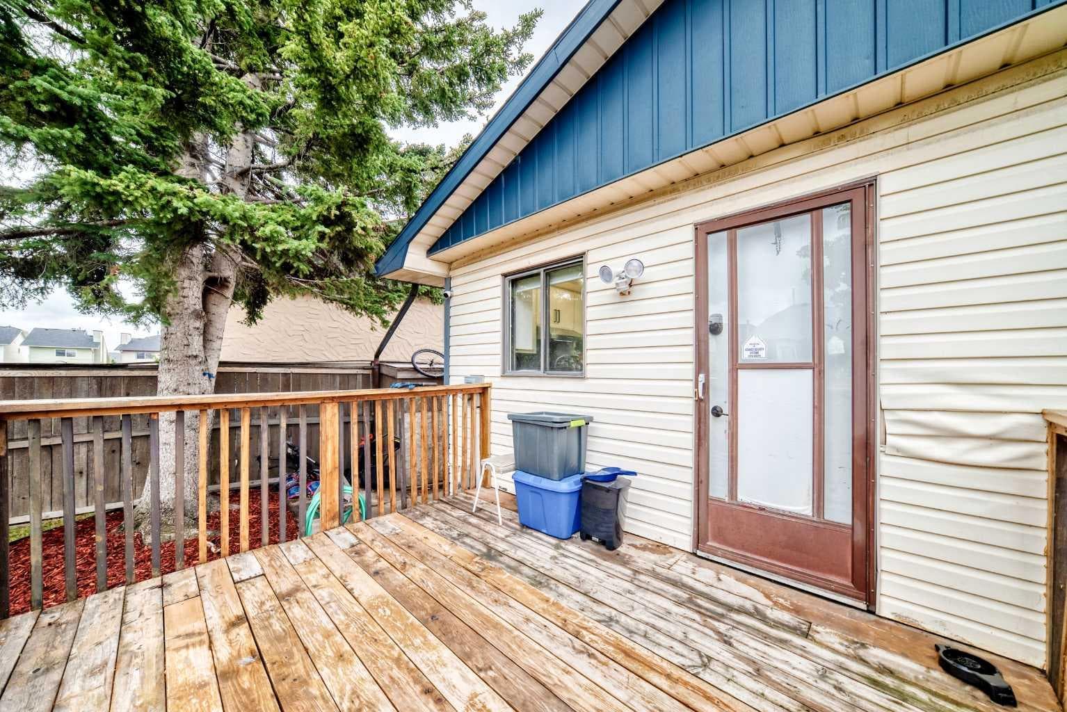 60 Falmere Court NE