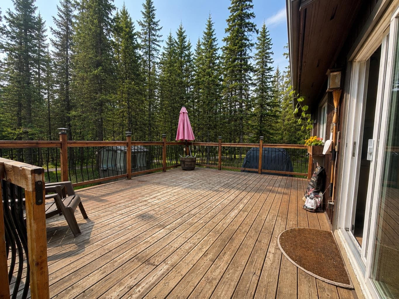 94 Redwood Meadows Drive 