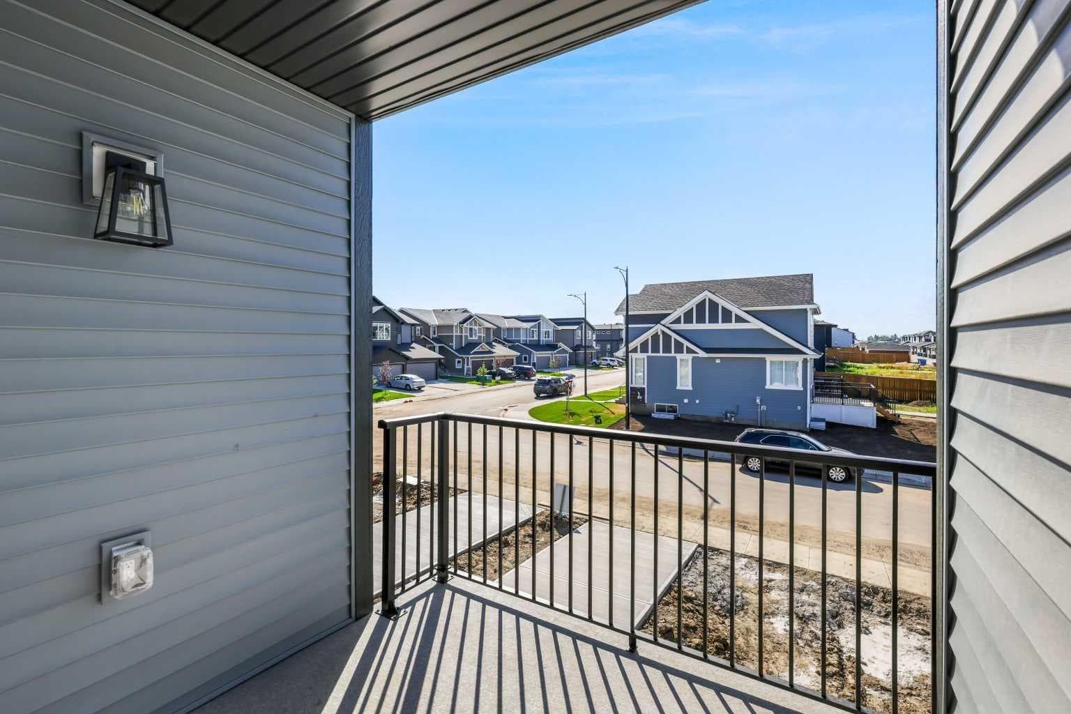 8 Waterford Glen 