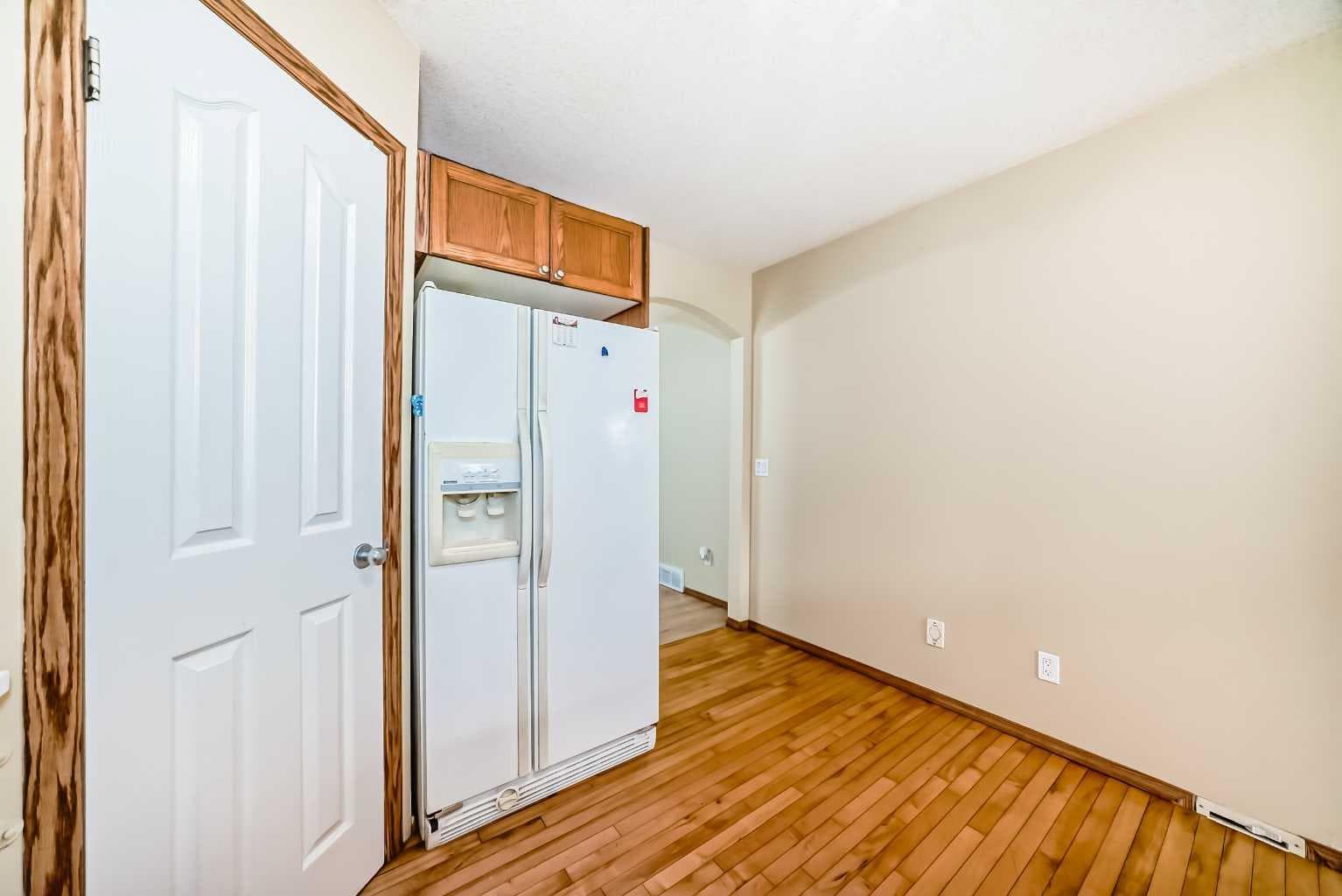 30 Covehaven View NE