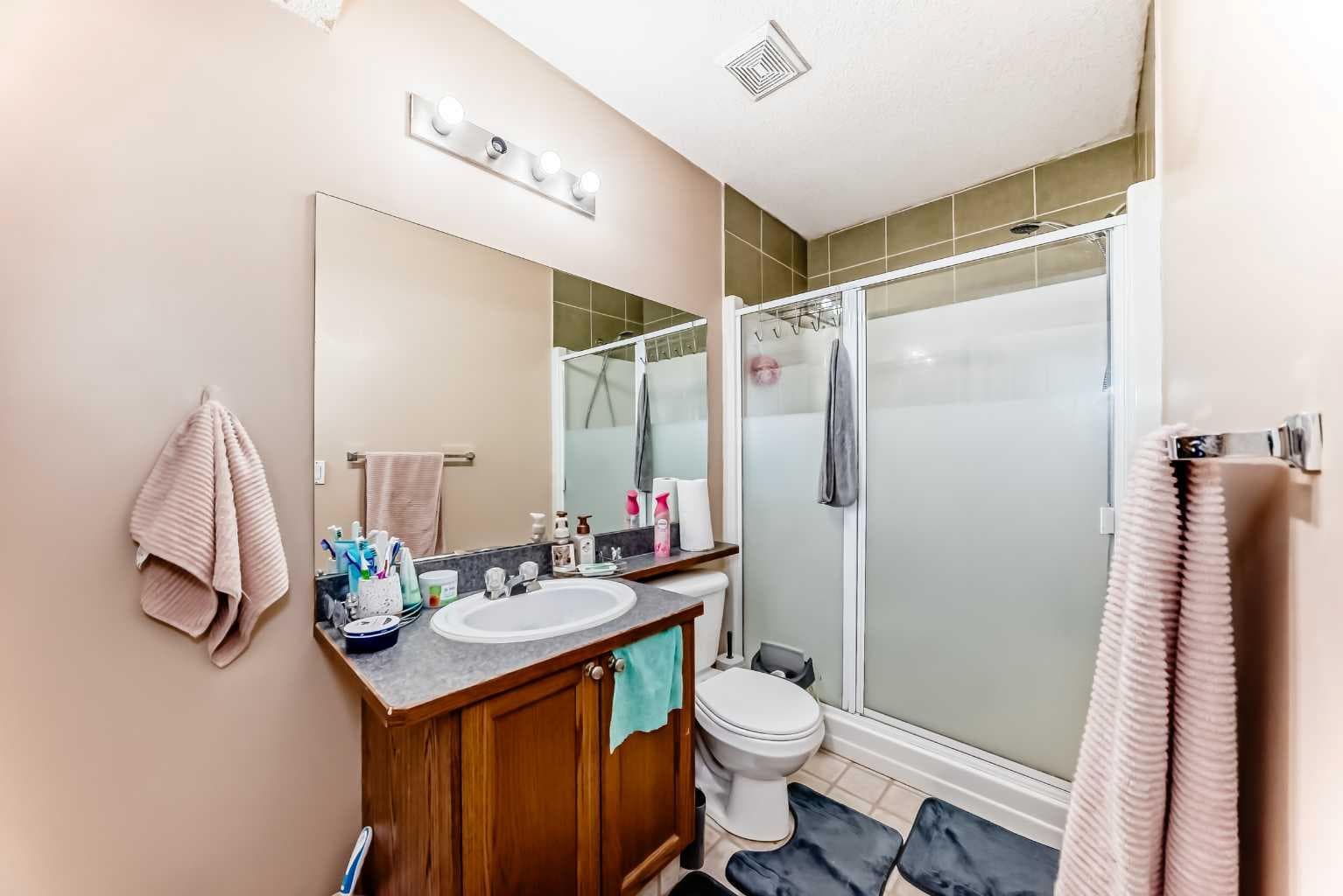 30 Covehaven View NE