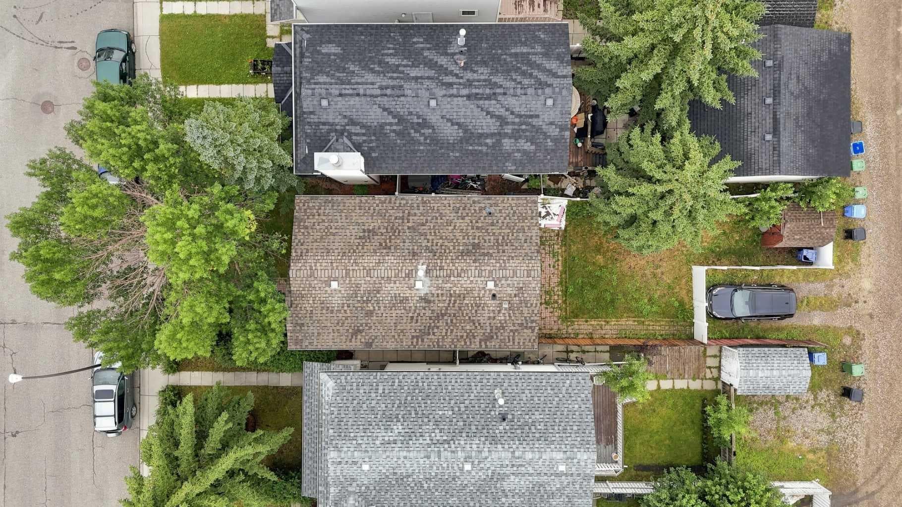 70 Edgeburn Crescent 