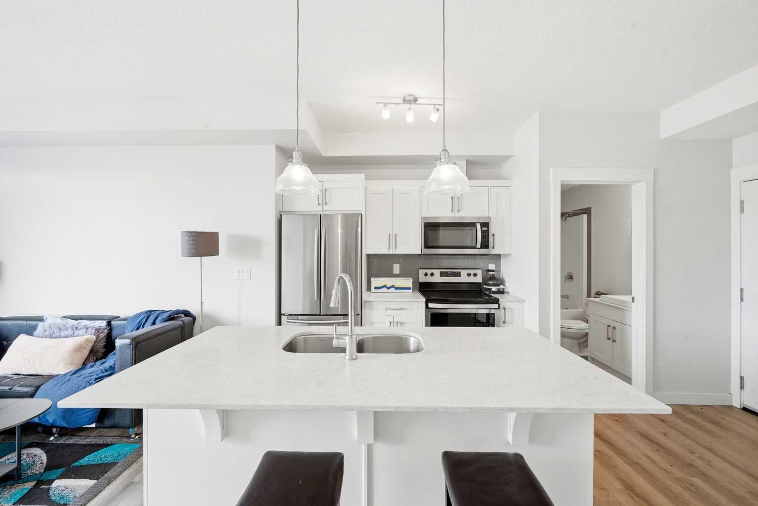202, 30 Walgrove Walk SE