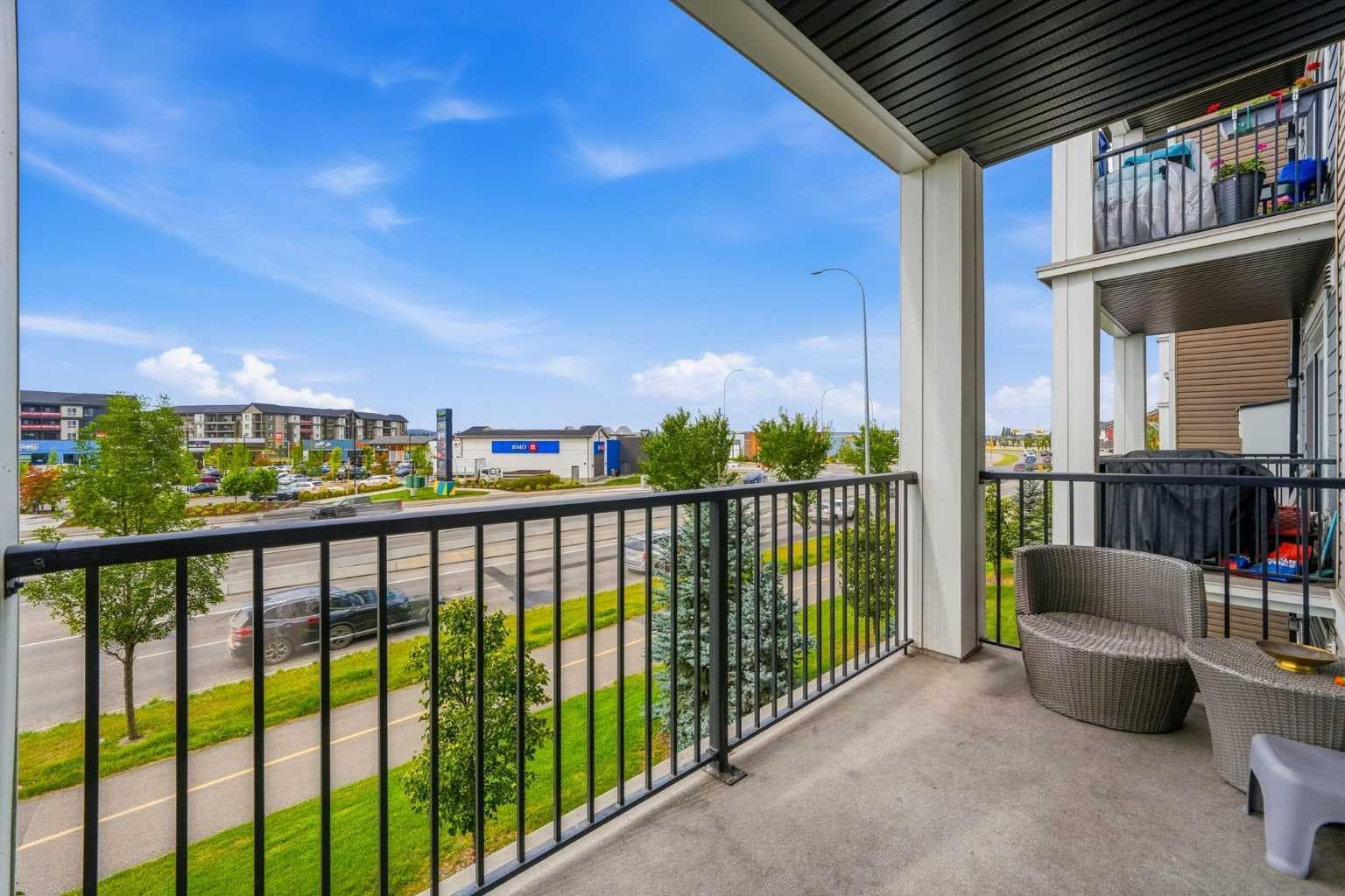 202, 30 Walgrove Walk SE