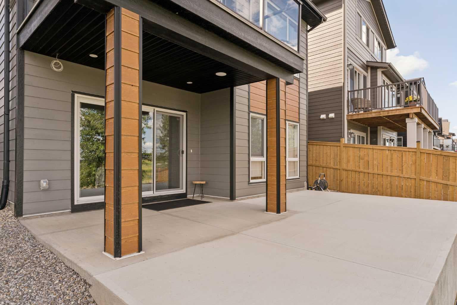 137 Wolf Hollow Villas SE
