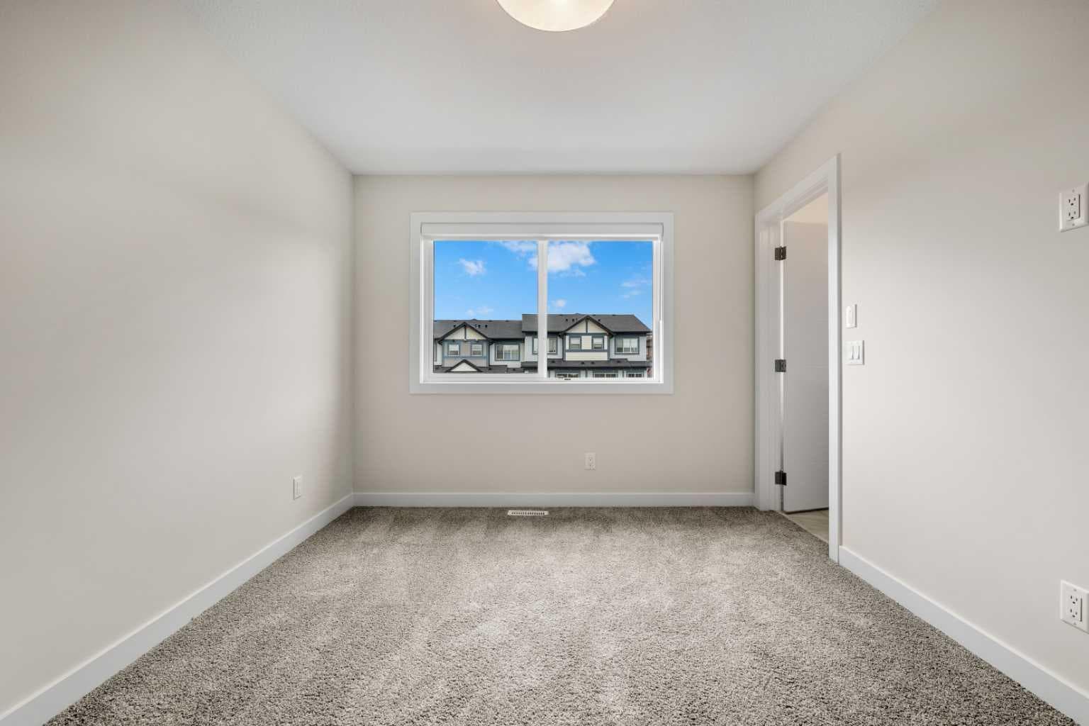 801, 4 Sage Hill Rise NW