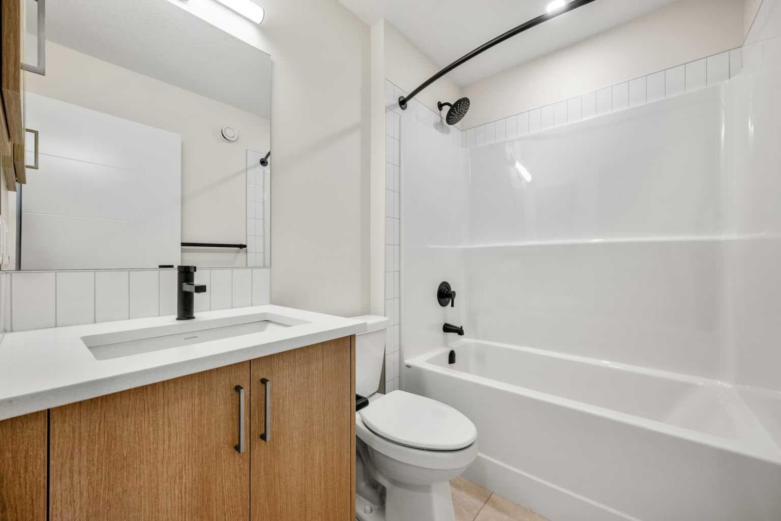 801, 4 Sage Hill Rise NW