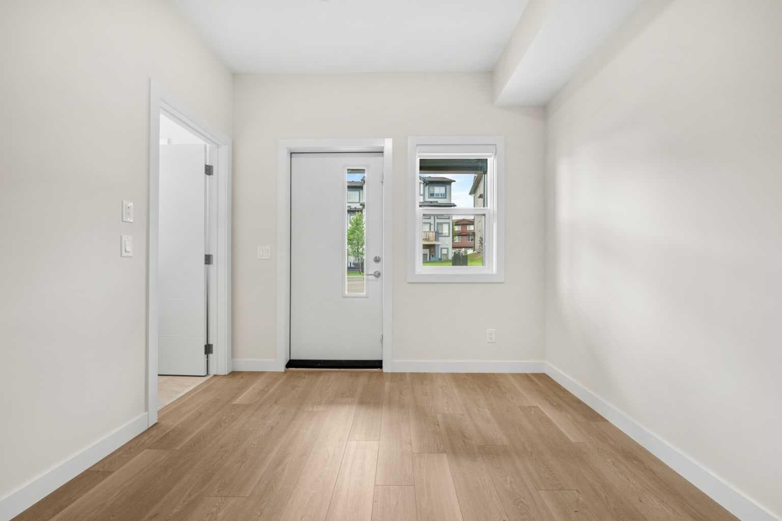 801, 4 Sage Hill Rise NW