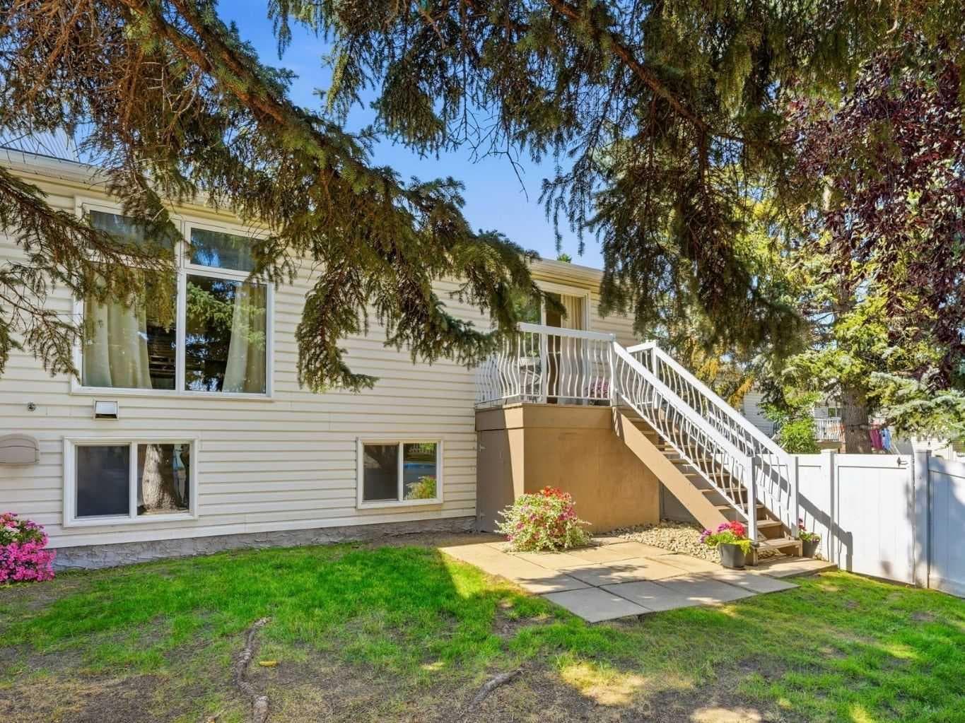 237 Sabrina Way SW