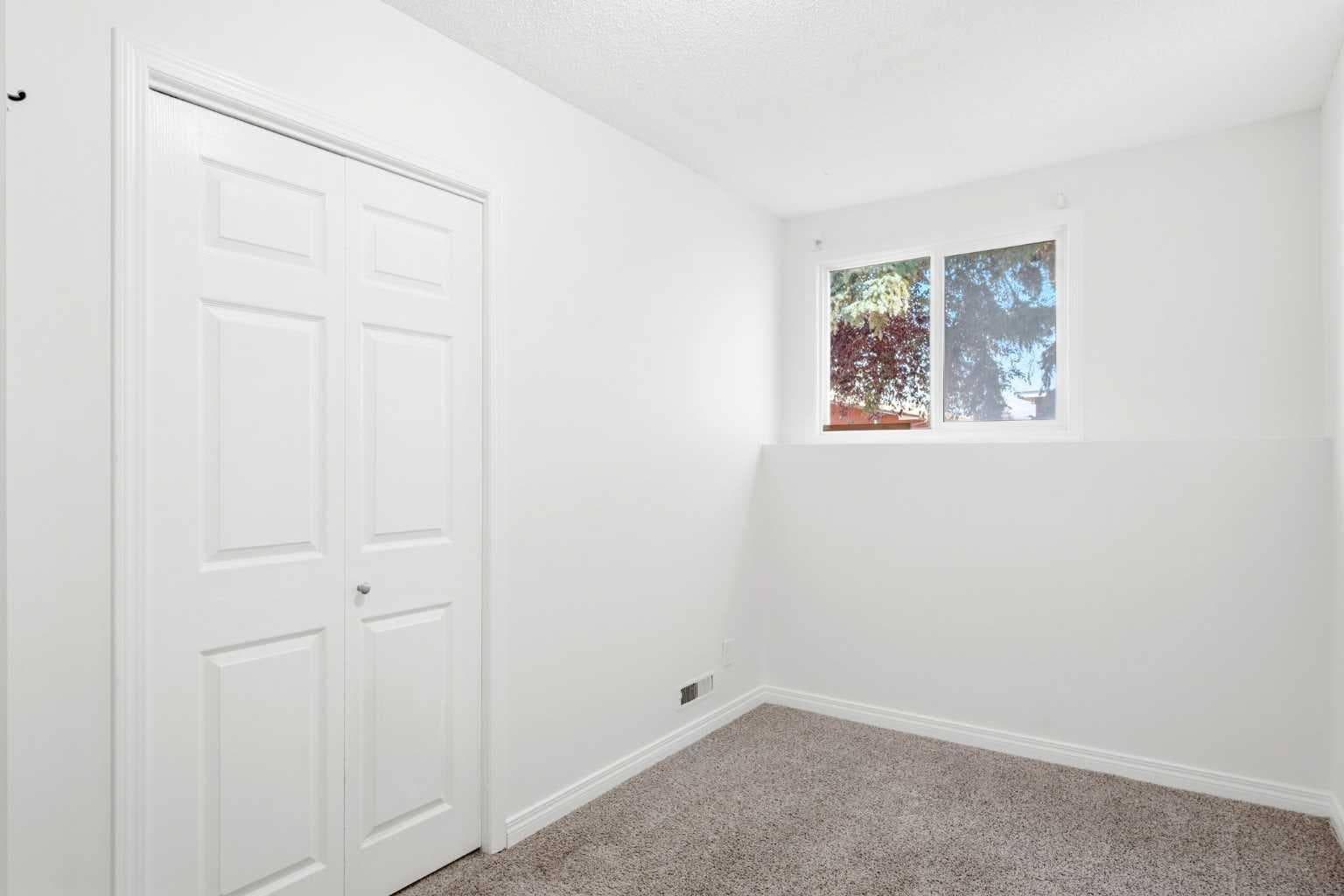 237 Sabrina Way SW