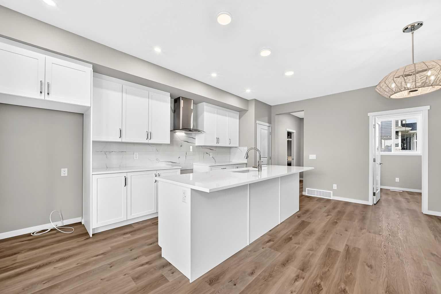 1302 Mahogany Boulevard SE