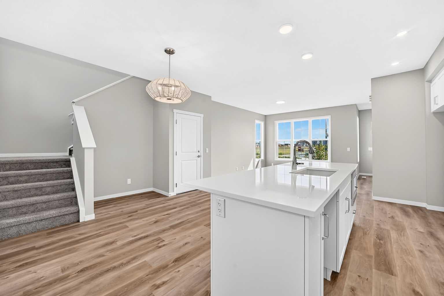 1302 Mahogany Boulevard SE